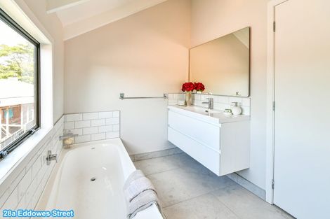 Photo of property in 28a Eddowes Street, Manurewa, Auckland, 2102