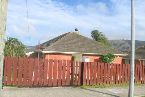 Photo of property in 26 Mckillop Street, Ranui, Porirua, 5024