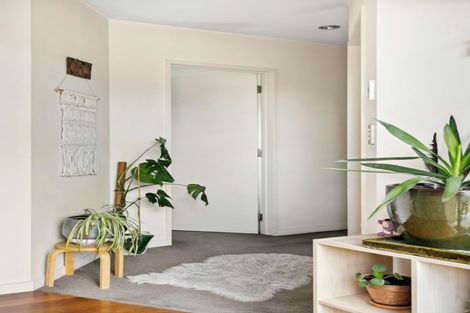 Photo of property in 30 Ash Avenue, Albert Town, Wanaka, 9305