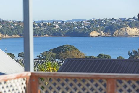 Photo of property in 952a Whangaparaoa Road, Manly, Whangaparaoa, 0930