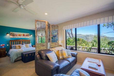 Photo of property in 6888i Christchurch Akaroa Road, Takamatua, 7581