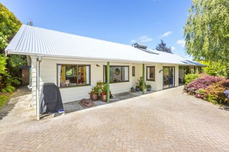 Photo of property in 189 Katherine Mansfield Drive, Whitemans Valley, Upper Hutt, 5371