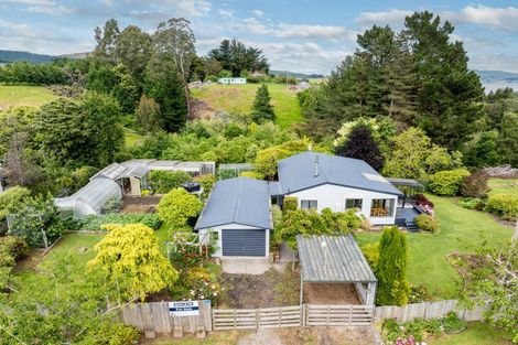Photo of property in 31 Lake View Street, Waihola, Milton, 9073