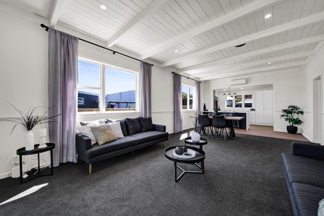 Photo of property in 56 Vogel Street, Hawera, 4610