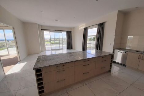 Photo of property in 12 Butler Stoney Crescent, Silverdale, 0932