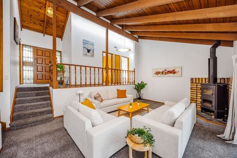 Photo of property in 161 Everglade Drive, Totara Heights, Auckland, 2105