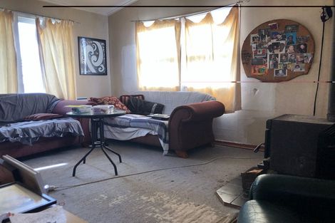 Photo of property in 15 Hartgill Crescent, Dannevirke, 4930