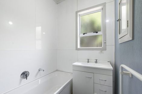 Photo of property in 73 Tirau Street, Putaruru, 3411