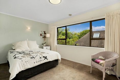 Photo of property in 2/28 Raymond Street, Point Chevalier, Auckland, 1022
