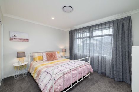 Photo of property in 8 Te Haunui Lane, Pegasus, 7612