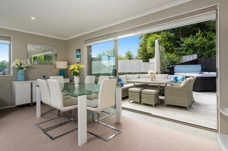 Photo of property in 11d Nimstedt Avenue, Oteha, Auckland, 0632