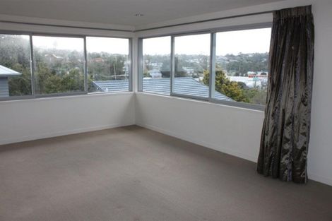 Photo of property in 715a Beach Road, Browns Bay, Auckland, 0630