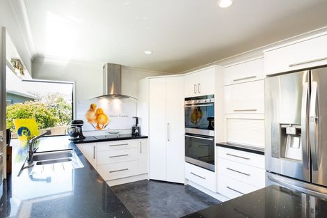 Photo of property in 185 Te Mata Road, Havelock North, 4130