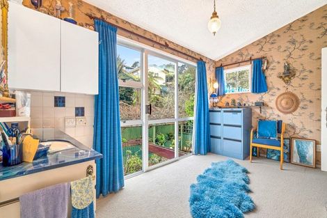 Photo of property in 32 Deane Avenue, Titirangi, Auckland, 0604