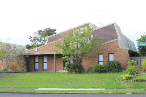 Photo of property in 32 Sunderlands Road, Half Moon Bay, Auckland, 2012