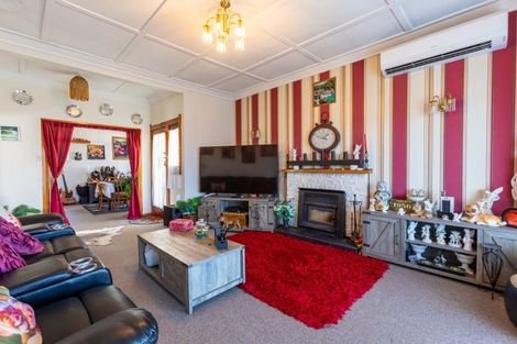 Photo of property in 69 Gordon Street, Dannevirke, 4930