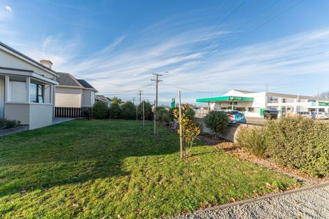 Photo of property in 100 High Street, Waimate, 7924