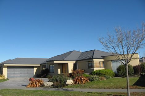 Photo of property in 26 Blue Gum Place, New Brighton, Christchurch, 8083