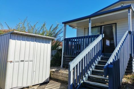 Photo of property in 43 Walworth Avenue, Pakuranga Heights, Auckland, 2010