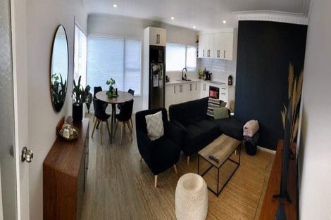 Photo of property in 1/11 Dinglebank Road, Mount Wellington, Auckland, 1060