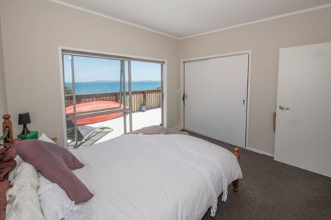Photo of property in 11 Nancy Wake Place, Cable Bay, 0420