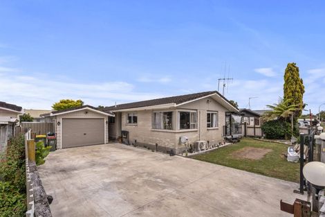 Photo of property in 1 Leslie Place, Deanwell, Hamilton, 3206