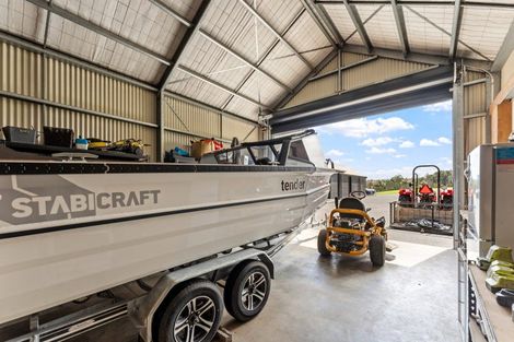 Photo of property in 79 Bishop Lane, Tawharanui Peninsula, Matakana, 0986