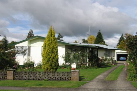 Photo of property in 19 Devon Place, Tokoroa, 3420