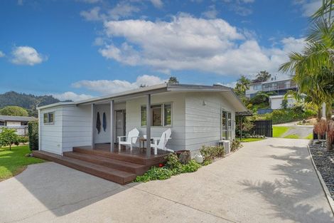 Photo of property in 3 Ocean Beach Road, Tairua, 3508