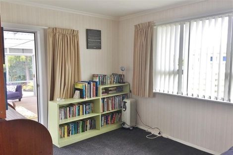 Photo of property in 6 Murch Place, Tawhero, Whanganui, 4500