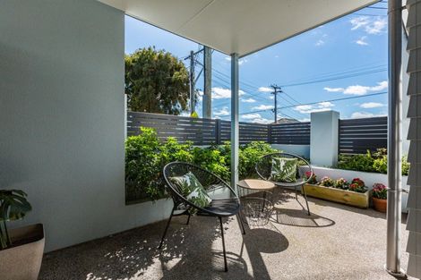 Photo of property in 2 Lucern Lane, Petone, Lower Hutt, 5012