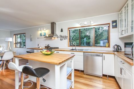 Photo of property in 3/427 Don Buck Road, Massey, Auckland, 0614