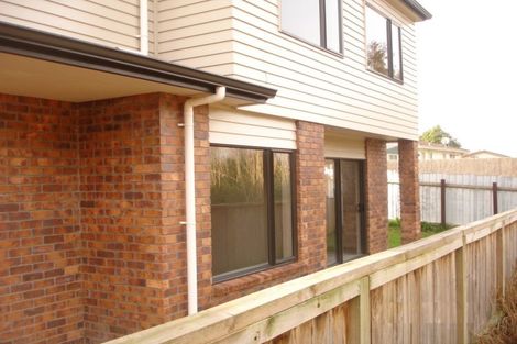 Photo of property in 64b Peverill Crescent, Papatoetoe, Auckland, 2025