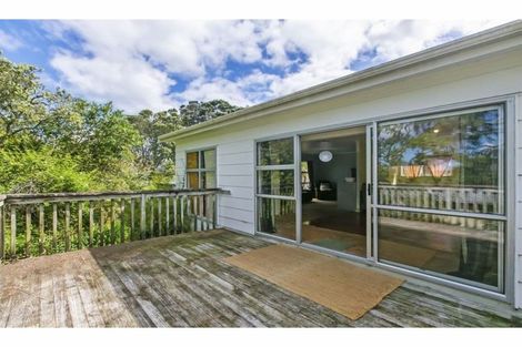 Photo of property in 9 Woodhouse Place, West Harbour, Auckland, 0618
