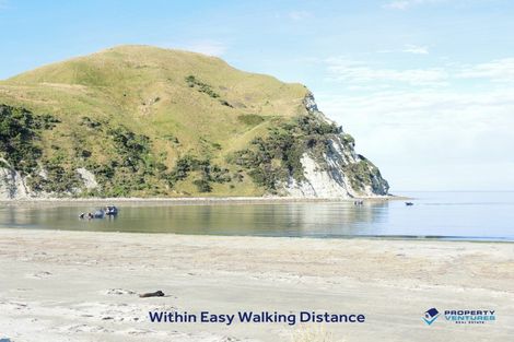 Photo of property in 138 Newcastle Street, Mahia, 4198