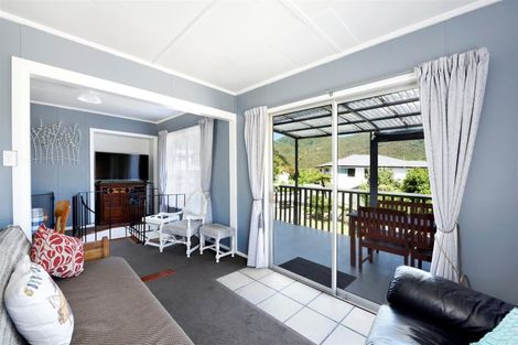 Photo of property in 5 The Parade, Okiwi Bay, French Pass, 7193