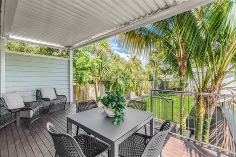 Photo of property in 173 Vauxhall Road, Narrow Neck, Auckland, 0624