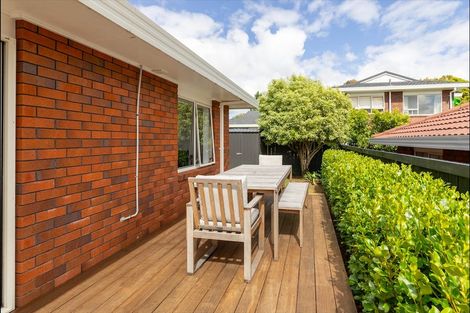 Photo of property in 1a Compass Place, Te Atatu Peninsula, Auckland, 0610