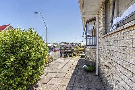 Photo of property in 504 Devon Street East, Strandon, New Plymouth, 4312