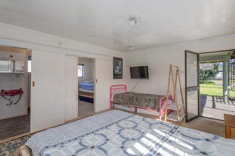 Photo of property in 20 Oyster Drive, Cooks Beach, Whitianga, 3591