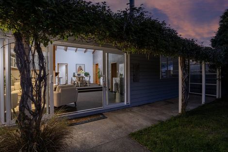 Photo of property in 20 Robert Street, Otatara, Invercargill, 9879