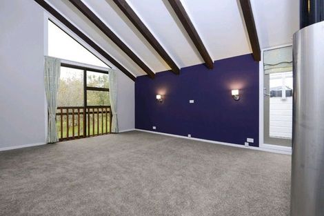 Photo of property in 29 Cairngorm Place, Highland Park, Auckland, 2010