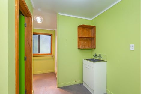 Photo of property in 32 Himatangi Street, Himatangi Beach, Foxton, 4891