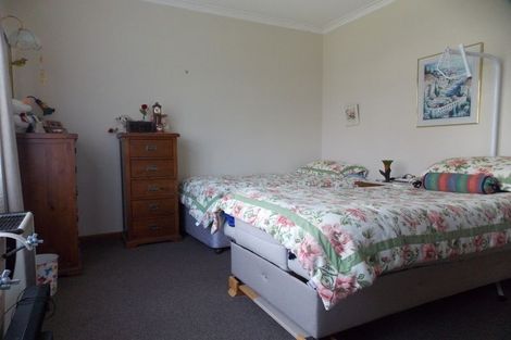 Photo of property in 25 Rewa Street, Takaro, Palmerston North, 4412