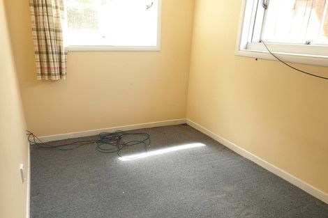 Photo of property in 16 Lewis Street, Blockhouse Bay, Auckland, 0600