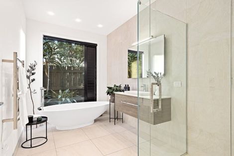 Photo of property in 2 Patiki Place, Omaha, 0986