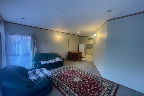 Photo of property in 166 Chelsea View Drive, Chatswood, Auckland, 0626