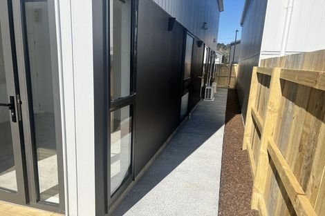 Photo of property in 64 Biokovo Street, Massey, Auckland, 0614