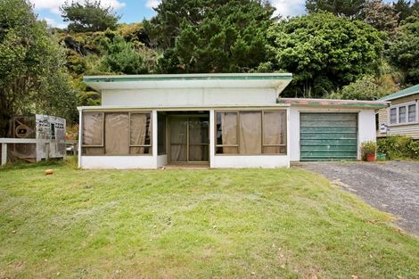 Photo of property in 193 Maunsell Road, Port Waikato, Tuakau, 2695