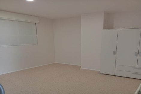 Photo of property in Hume House, 152 The Terrace, Wellington Central, Wellington, 6011